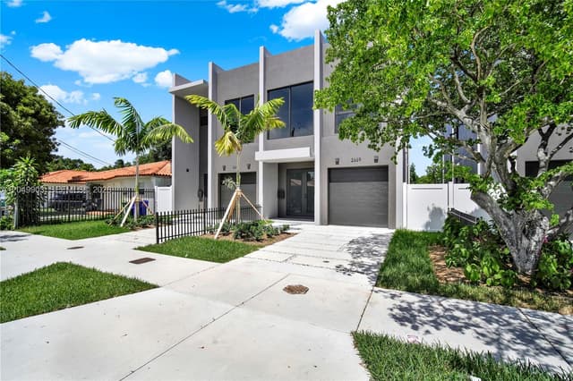 2889 SW 35th Ave # 2889, Miami FL 33133 - Miami, FL - Photo 2