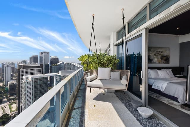 200 Biscayne Boulevard Way # 5404, Miami FL 33131 - Miami, FL - Photo 3