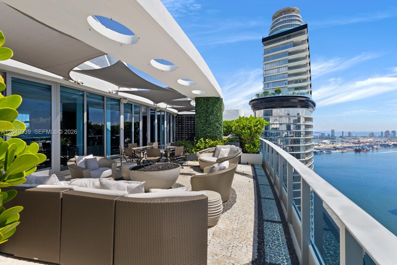200 Biscayne Boulevard Way # 5404, Miami FL 33131 - Miami, FL - Photo 1