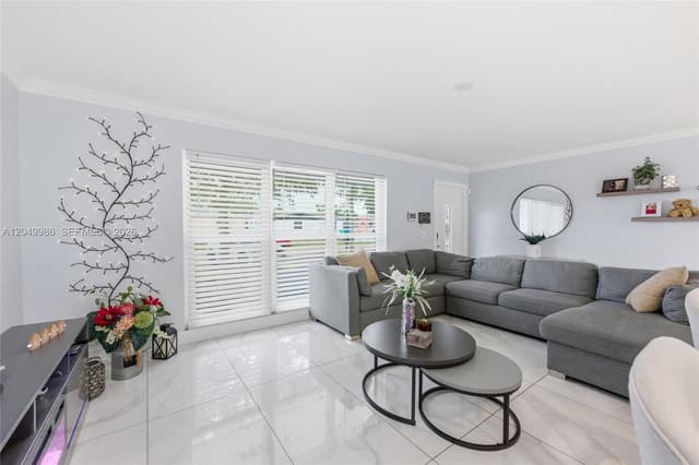 9771 NW 24th Pl, Sunrise FL 33322 - Sunrise, FL - Photo 7