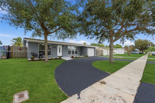 9771 NW 24th Pl, Sunrise FL 33322 - Sunrise, FL - Photo 3