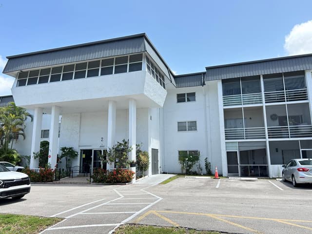 4880 NW 22nd Street # 214, Lauderhill FL 33311 - Lauderhill, FL - Photo 2