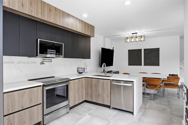 16930 SW 90th St, Miami FL 33196 - Miami, FL - Photo 2