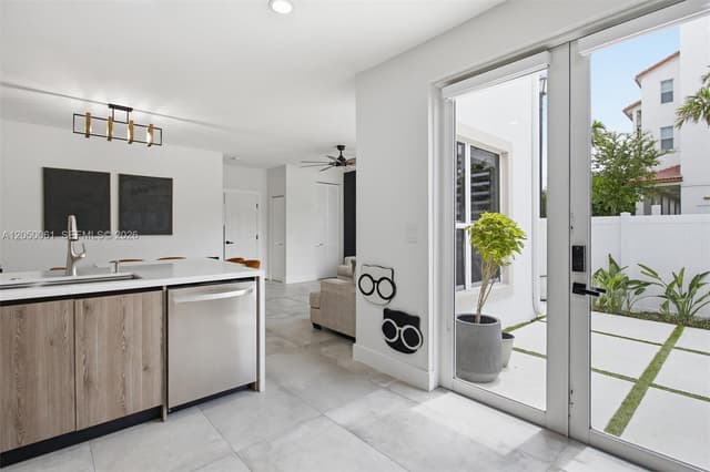16930 SW 90th St, Miami FL 33196 - Miami, FL - Photo 5