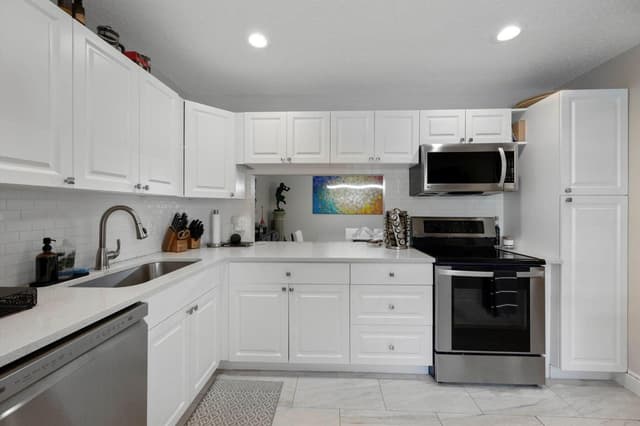 145 Lake Nancy Lane # 232, West Palm Beach FL 33411 - West Palm Beach, FL - Photo 2