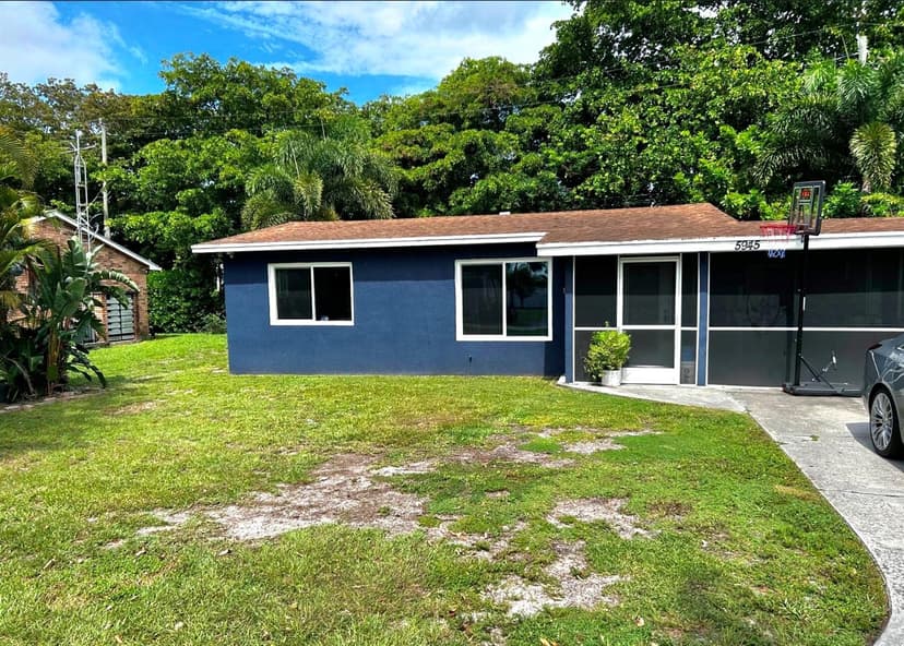 5945 Morrison Avenue, Lake Worth FL 33463
