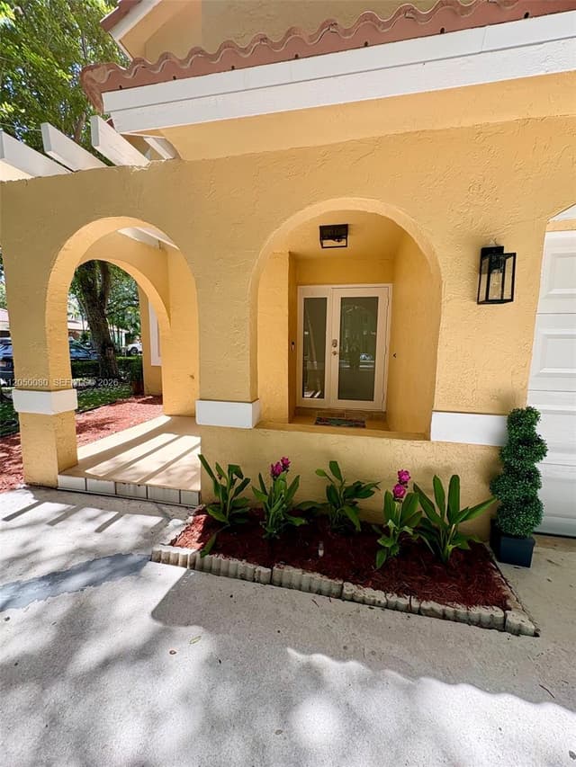 9833 NW 5th Ct, Plantation FL 33324 - Plantation, FL - Photo 5