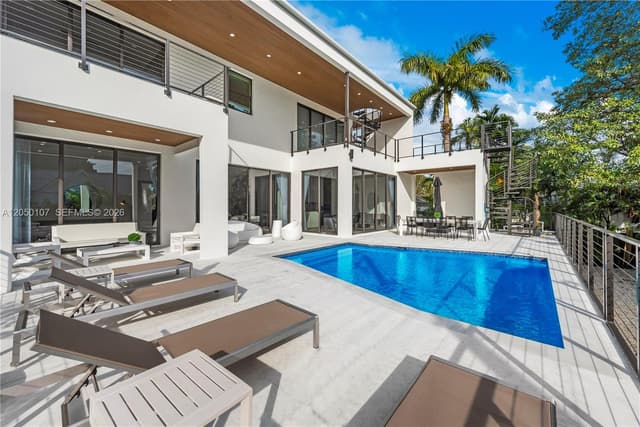 1276 NE 93rd St, Miami Shores FL 33138 - Miami Shores, FL - Photo 2