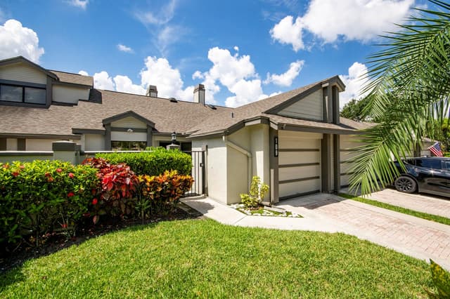 109 Landings Boulevard, FL 33413 - Photo 2