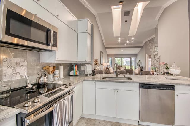 109 Landings Boulevard, FL 33413 - Photo 6