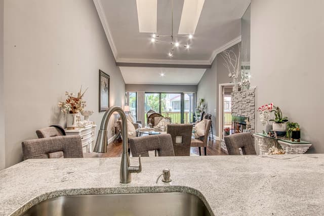 109 Landings Boulevard, FL 33413 - Photo 7