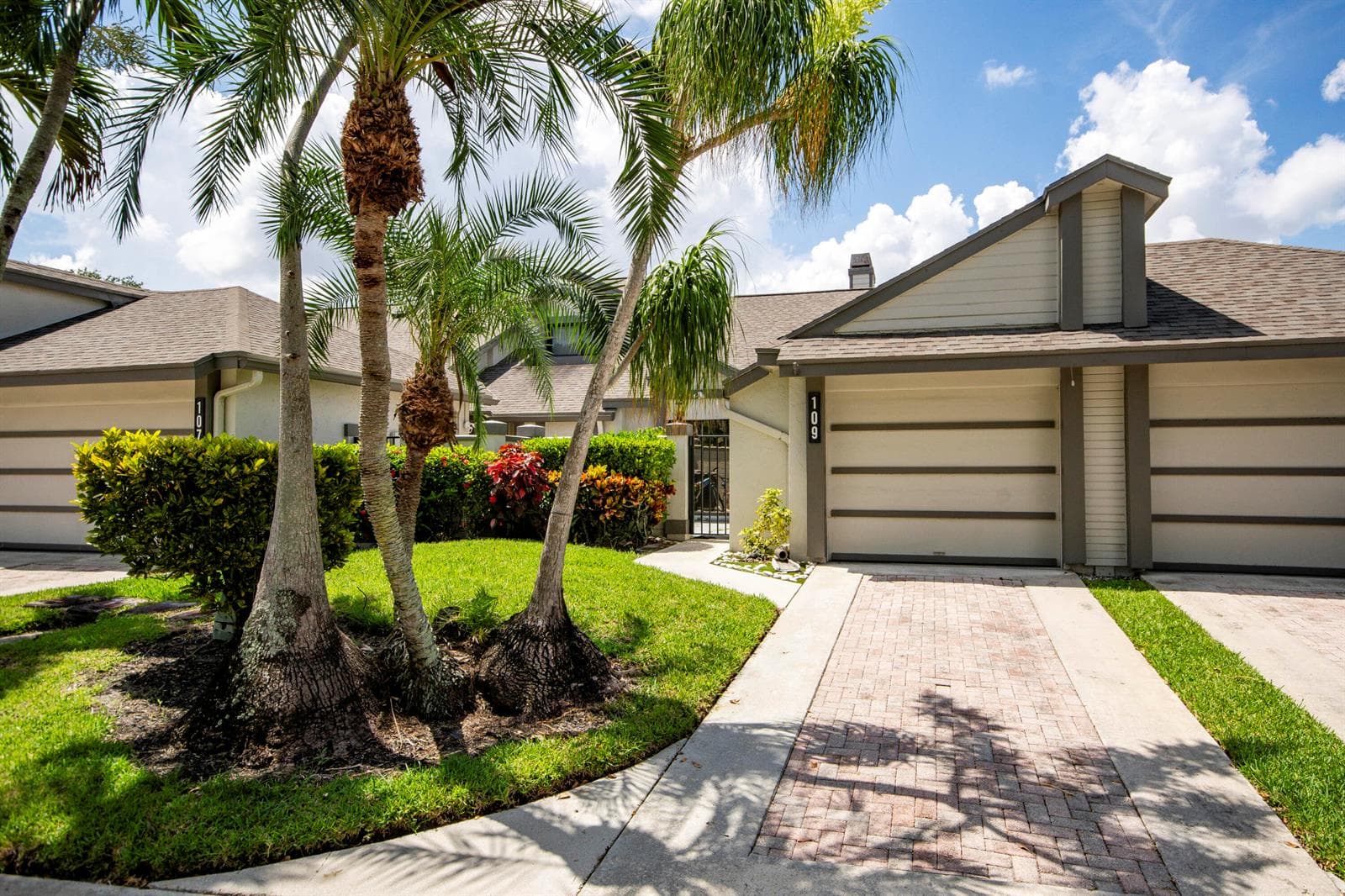 109 Landings Boulevard, FL 33413 - Photo 1