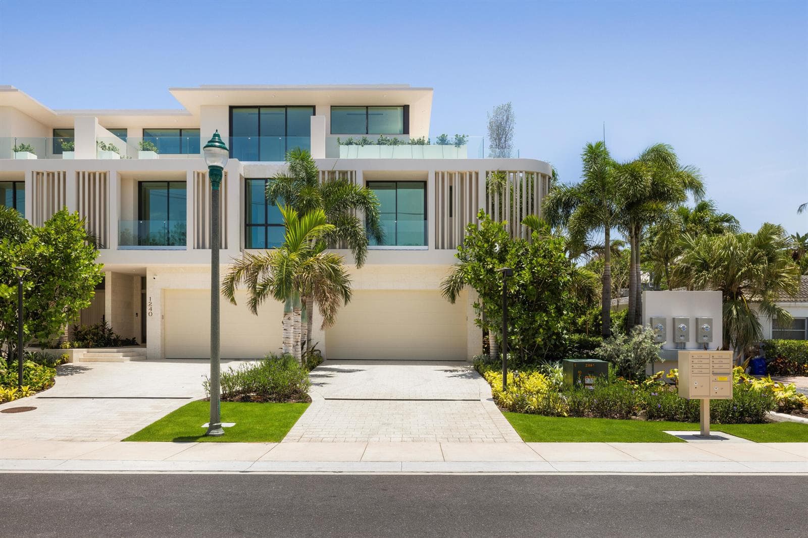1234 George Bush Boulevard, Delray Beach FL 33483 - Delray Beach, FL - Photo 1