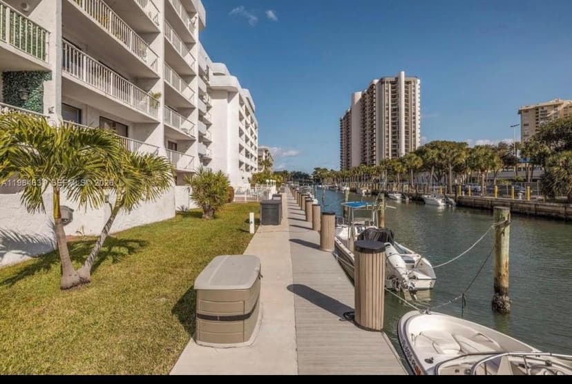 1650 NE 115th Street # 103, Miami FL 33181