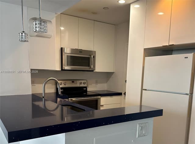 1200 West Ave, Miami Beach FL 33139 - Miami Beach, FL - Photo 7
