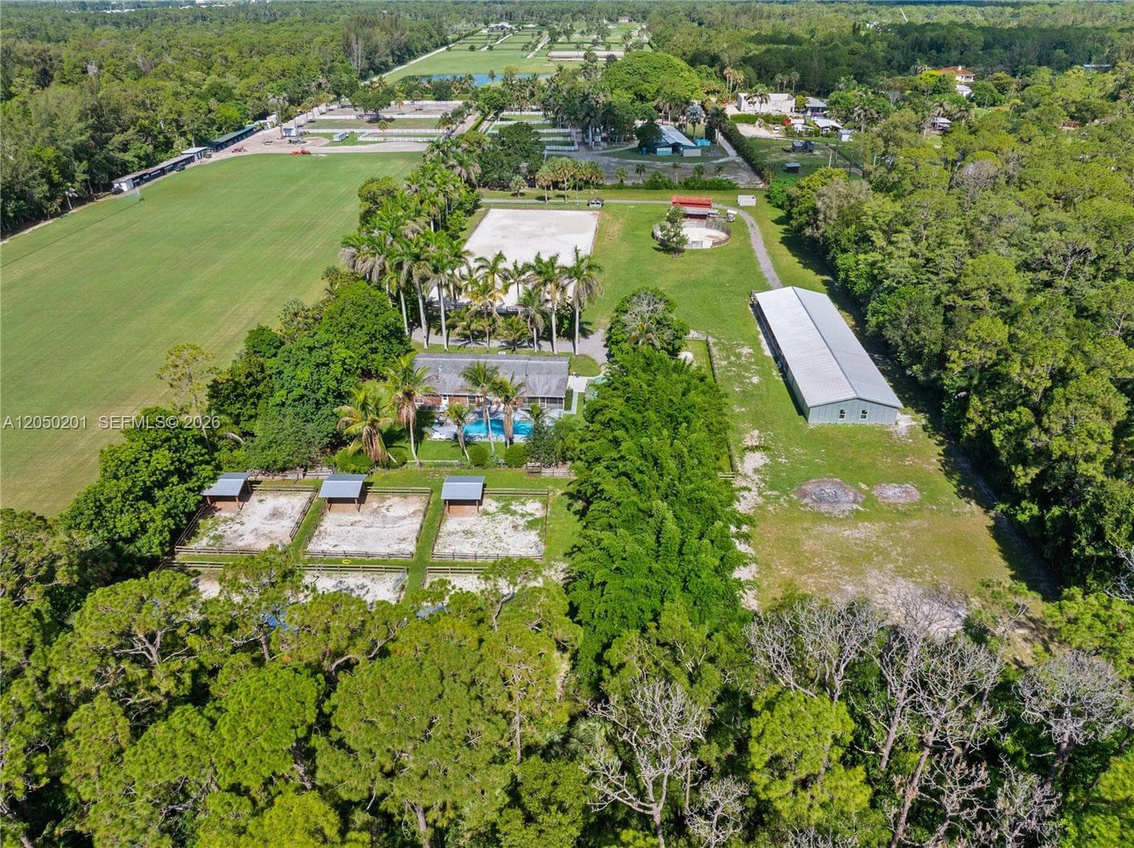 1068 D Rd, Loxahatchee FL 33470