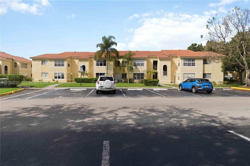 12760 Vista Isles # 724, Sunrise FL 33325