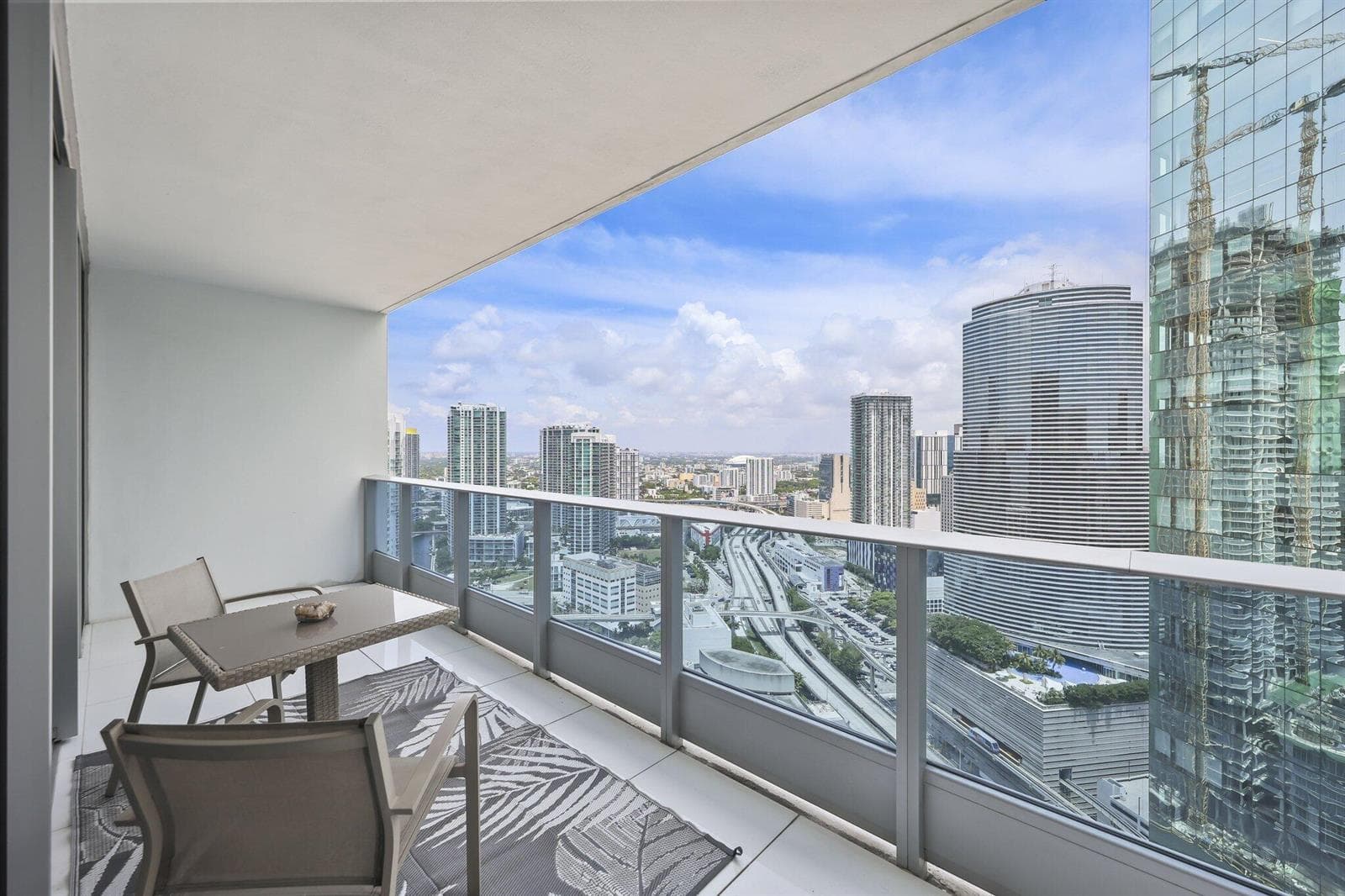 200 Biscayne Blvd Way # 3909, Miami FL 33131 - Miami, FL - Photo 1