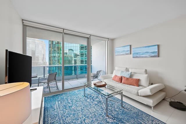 200 Biscayne Blvd Way # 3909, Miami FL 33131 - Miami, FL - Photo 4