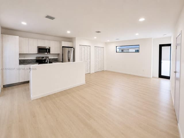 552 NW 7th St # 6, Florida City FL 33034 - Florida City, FL - Photo 6