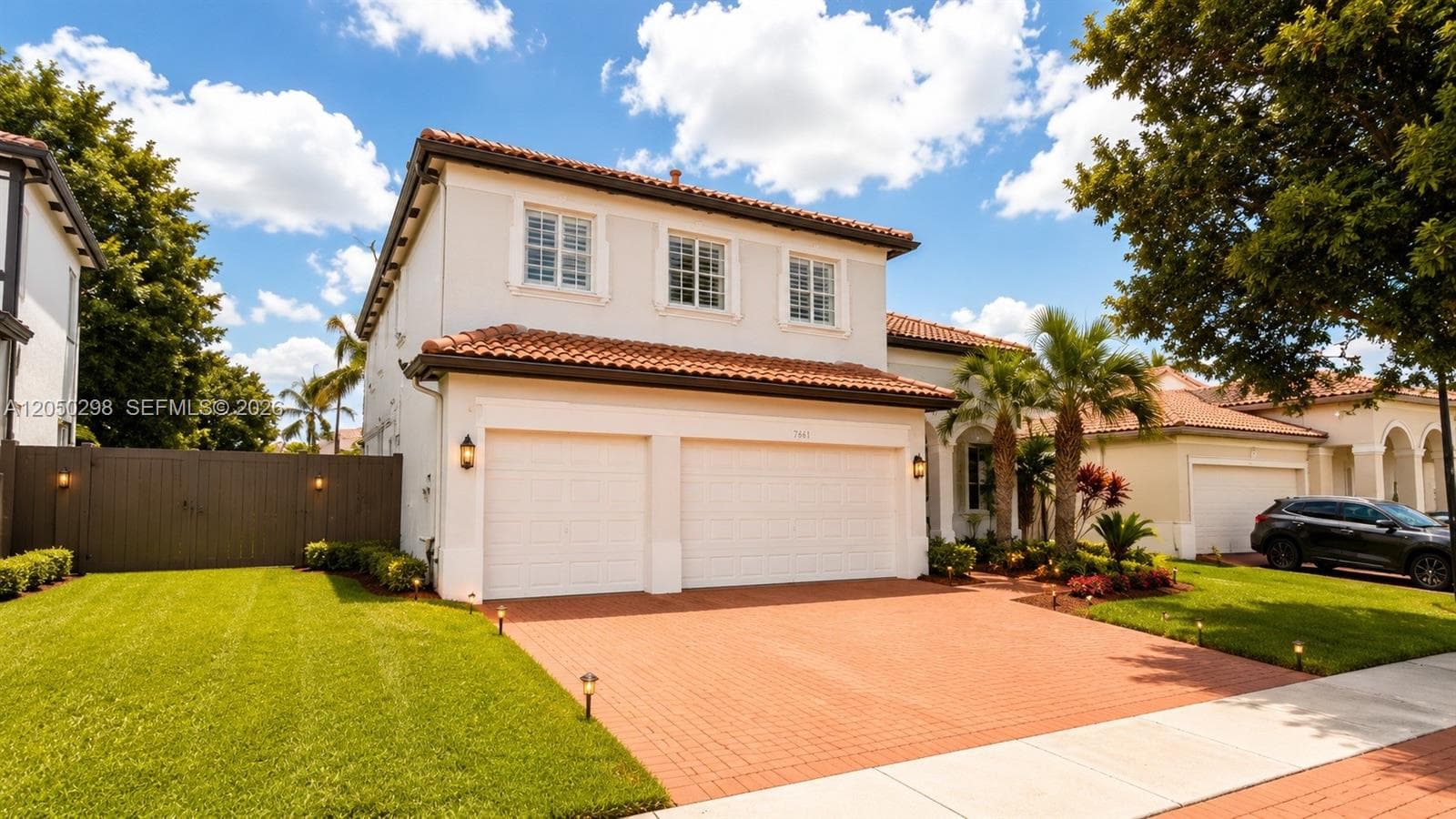 2116 NE 38th Rd, Homestead FL 33033
