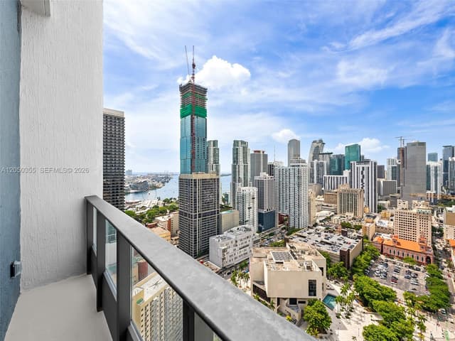 121 NE 5th St # 3704, Miami FL 33132 - Miami, FL - Photo 3