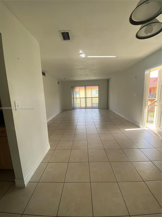 2840 NW 55th Ave # 2D, Lauderhill FL 33313 - Lauderhill, FL - Photo 2