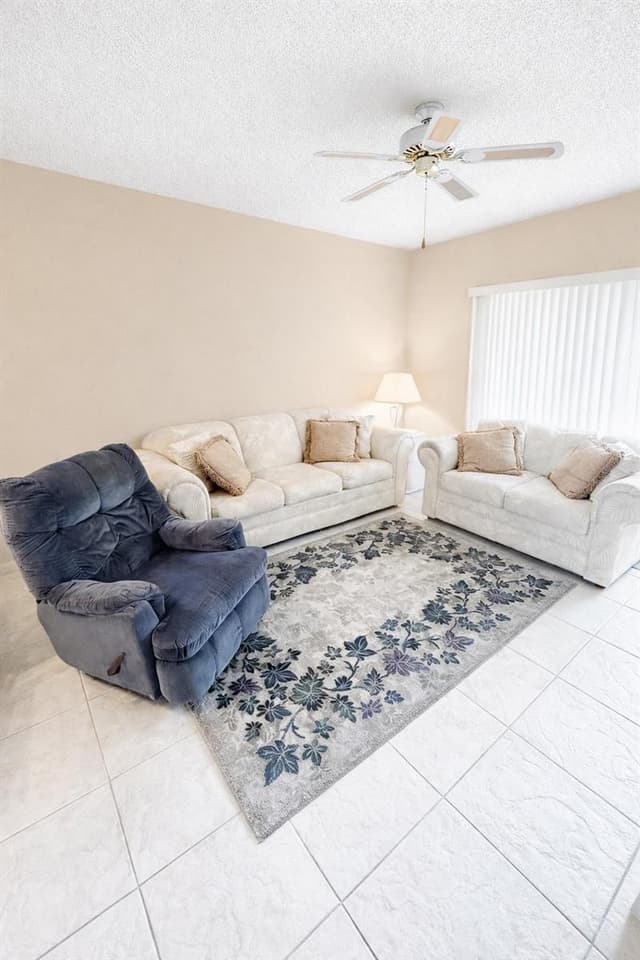 5550 Lakeside Drive # 203, Margate FL 33063 - Margate, FL - Photo 7