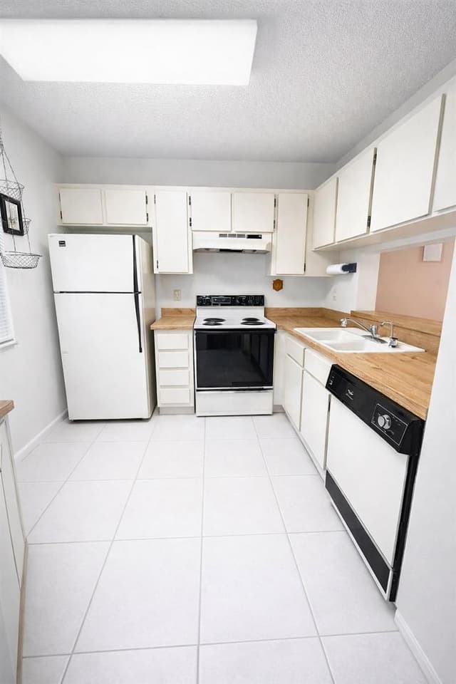 5550 Lakeside Drive # 203, Margate FL 33063 - Margate, FL - Photo 5