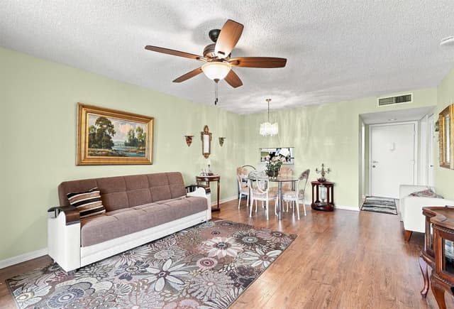 5370 Las Verdes Circle # 304, Delray Beach FL 33484 - Delray Beach, FL - Photo 7