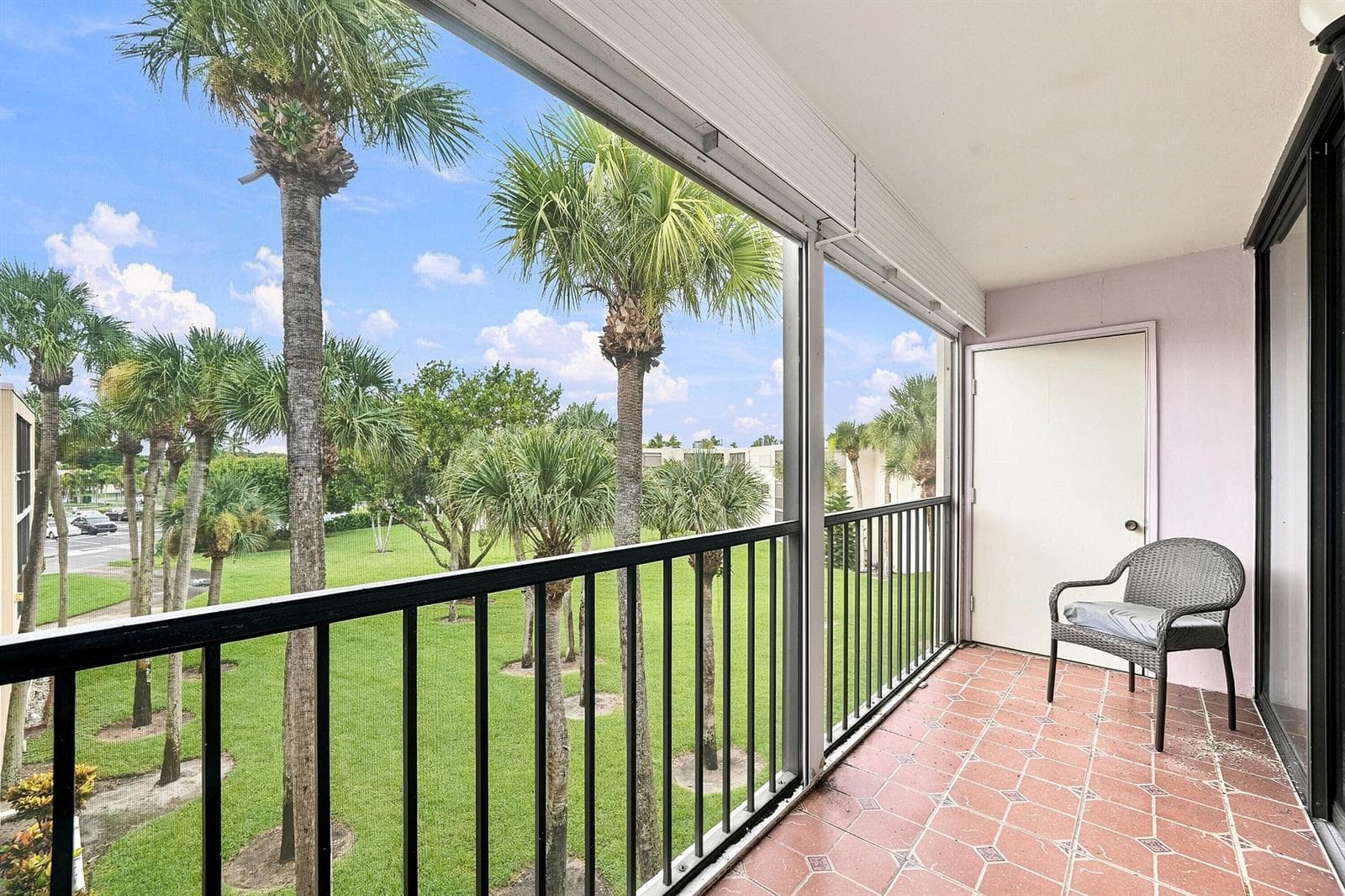 5370 Las Verdes Circle # 304, Delray Beach FL 33484 - Delray Beach, FL - Photo 1