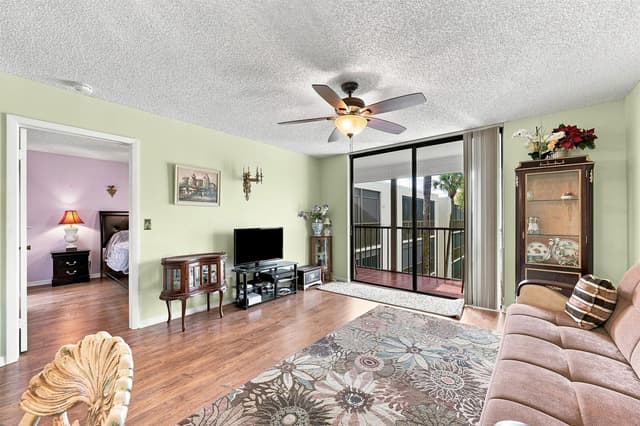 5370 Las Verdes Circle # 304, Delray Beach FL 33484 - Delray Beach, FL - Photo 5