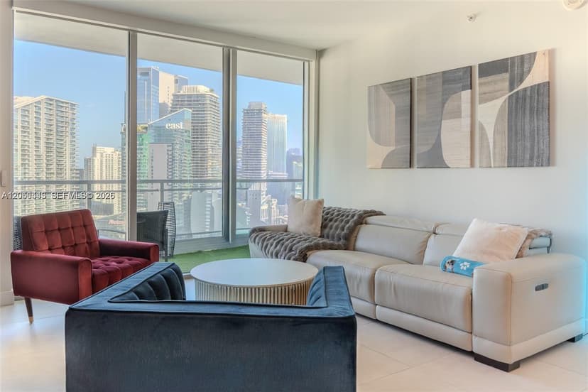 90 SW 3rd St # 3703, Miami FL 33130