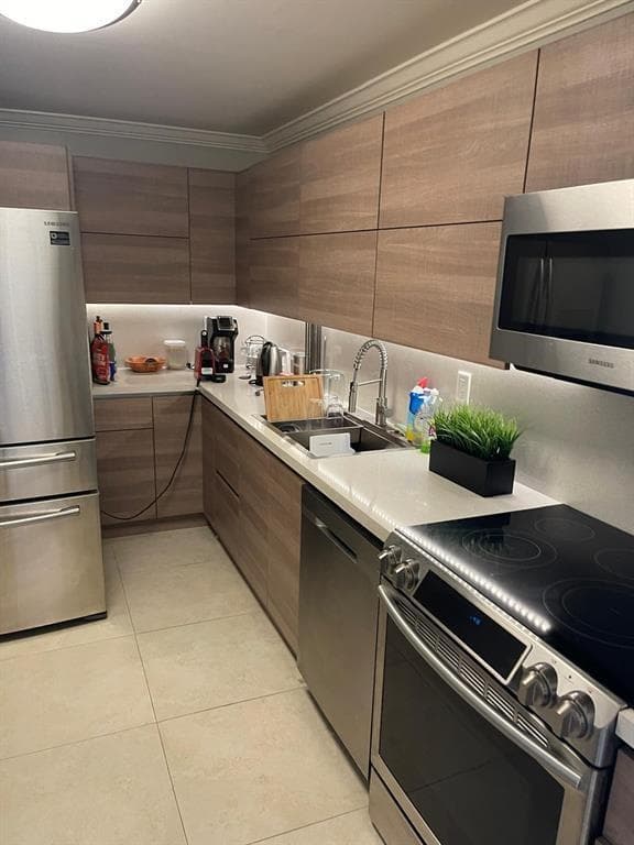 3000 S Ocean Drive # 302, Hollywood FL 33019