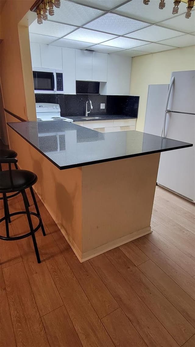 151 SW 135th Terrace # 203t, Pembroke Pines FL 33027 - Pembroke Pines, FL - Photo 4