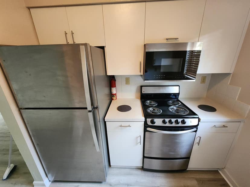 2607 NE 8th Avenue # 33, Wilton Manors FL 33334
