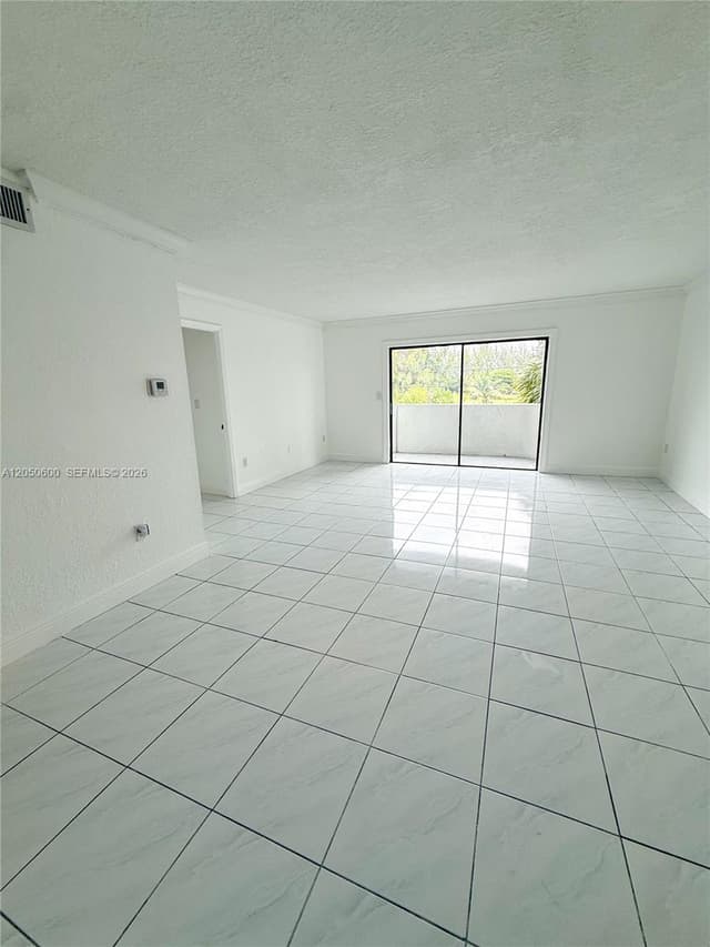 130 S Shore Dr # 3C, Miami Beach FL 33141 - Miami Beach, FL - Photo 2