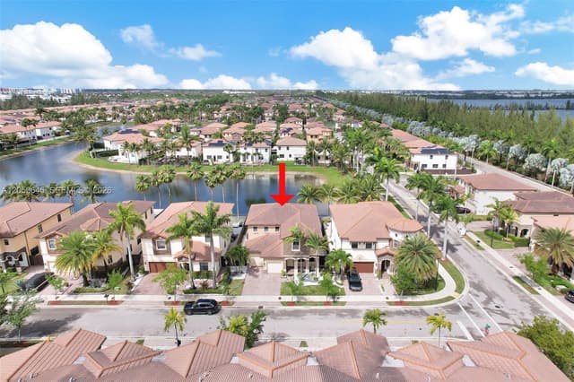 8910 NW 98th Ct, Doral FL 33178 - Doral, FL - Photo 5