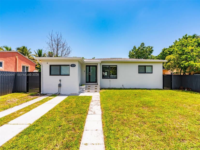 15725 NE 11th Ct, North Miami Beach FL 33162