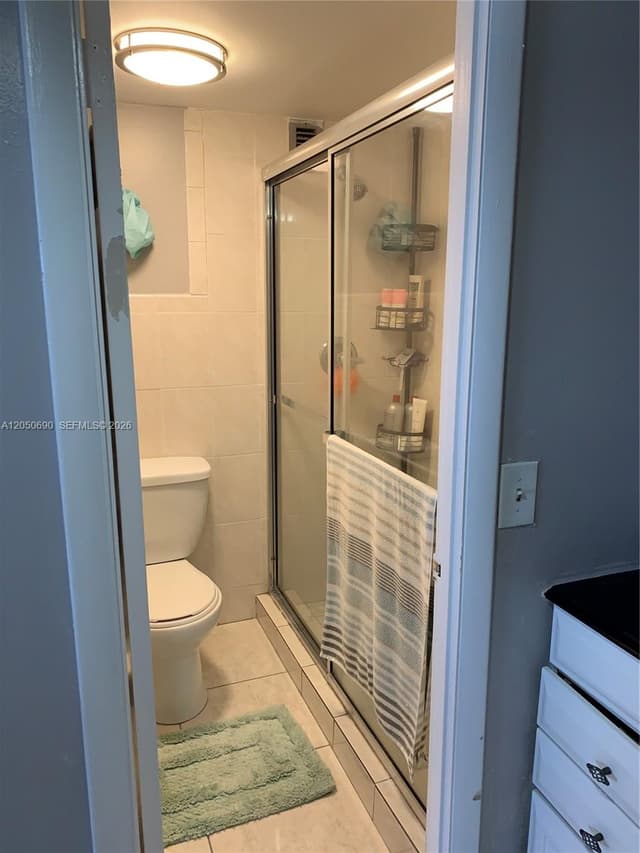 2025 NE 164th St # 808, North Miami Beach FL 33162 - North Miami Beach, FL - Photo 4