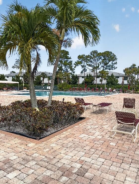 4820 Lucerne Lakes Boulevard W # 402, Lake Worth FL 33467 - Lake Worth, FL - Photo 3