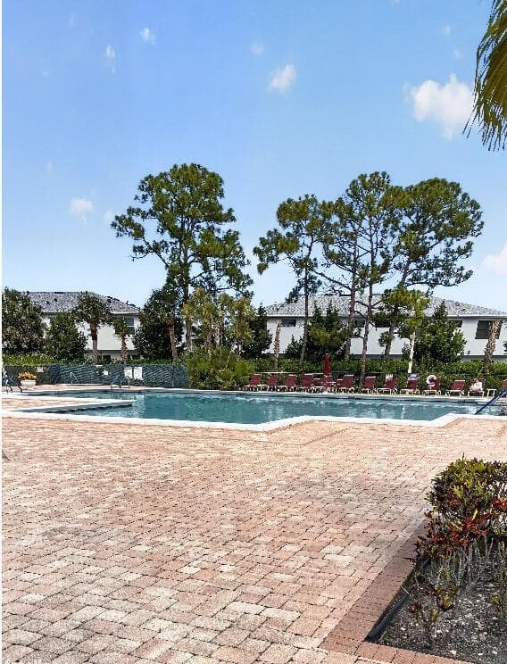 4820 Lucerne Lakes Boulevard W # 402, Lake Worth FL 33467 - Lake Worth, FL - Photo 4