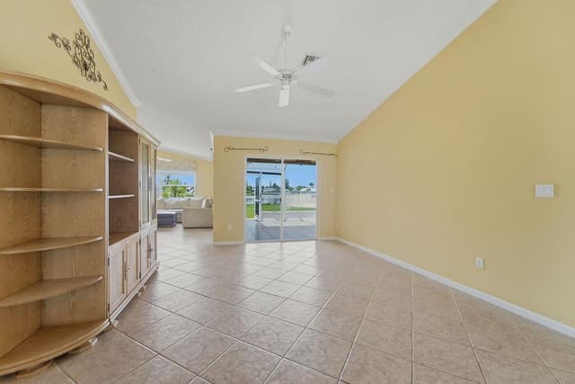 10884 Paso Fino Drive, Wellington FL 33449 - Wellington, FL - Photo 4