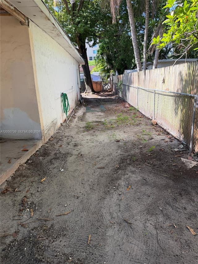 3555 SW 23rd St, Miami FL 33145 - Miami, FL - Photo 3
