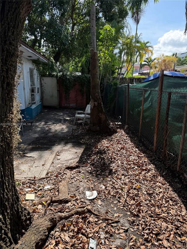 3555 SW 23rd St, Miami FL 33145 - Miami, FL - Photo 4