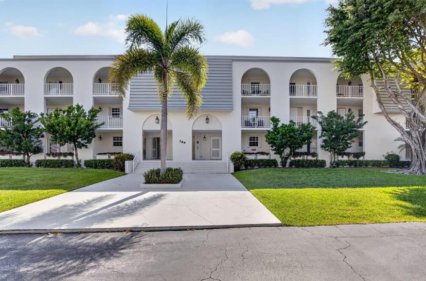 769 Jeffery Street # 104, Boca Raton FL 33487