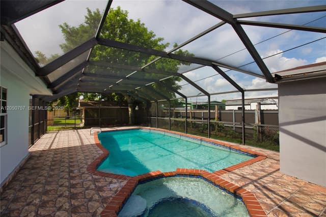 19522 NW 37th Ct, Miami Gardens FL 33055 - Miami Gardens, FL - Photo 4