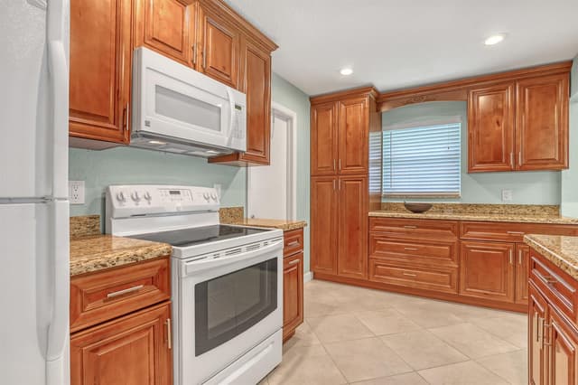 1101 SW 15th Street, Boynton Beach FL 33426 - Boynton Beach, FL - Photo 5