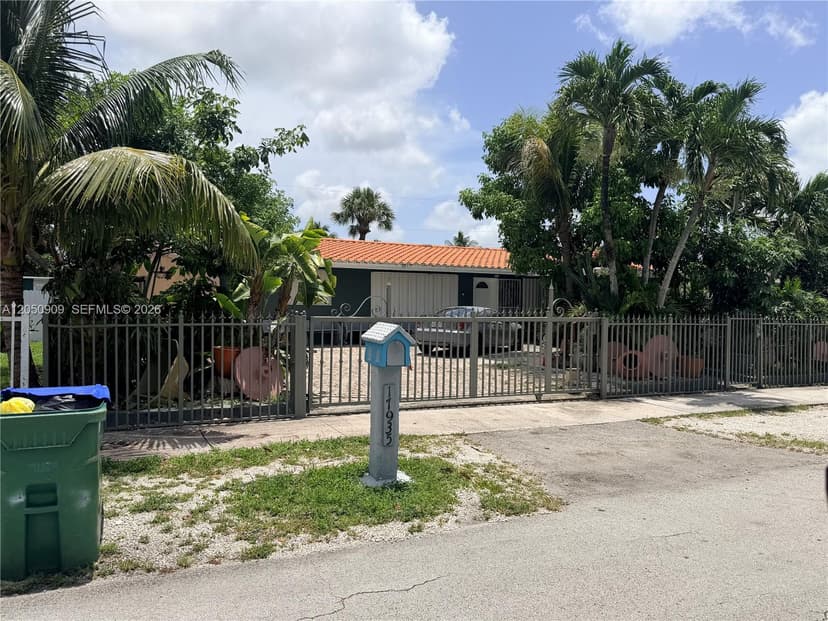 17935 NW 48th Ct, Miami Gardens FL 33055
