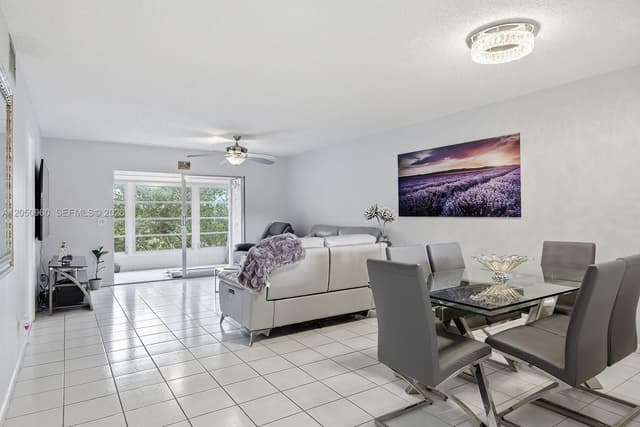 1300 SW 125th Ave # 406K, Pembroke Pines FL 33027 - Pembroke Pines, FL - Photo 3
